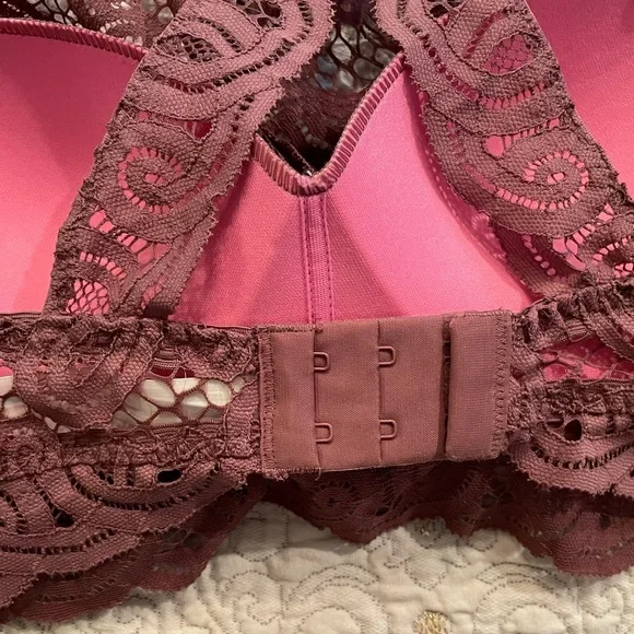Pink by Victoria Secret Mauve Lace Size M Racerback Push Up Lace High Neck Bra - Picture 6 of 9